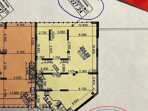 комерційна за адресою Дніпровська набережна вул., 15-Д