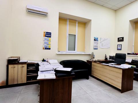 комерційна за адресою Нагірна вул., 6а