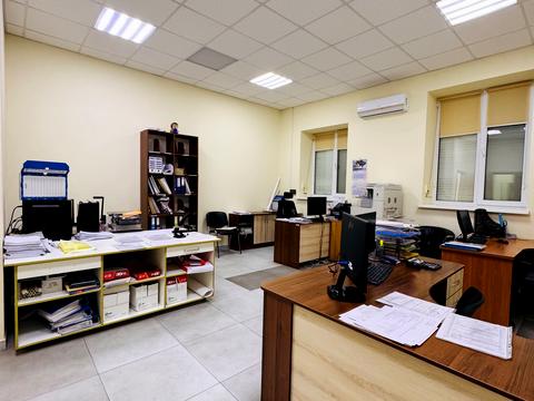 комерційна за адресою Нагірна вул., 6а