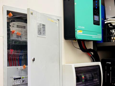 комерційна за адресою Нагірна вул., 6а