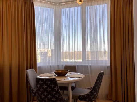 квартира за адресою Абрикосова вул., 1-Б