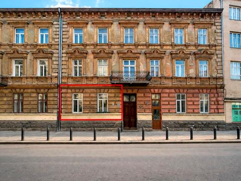 коммерческая по адресу Левицкого ул. (Маяковского), 10