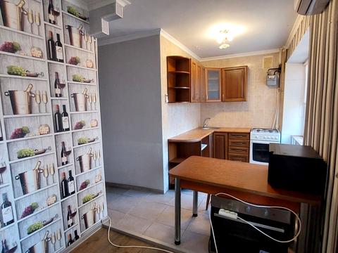 квартира за адресою Князя Володимира Великого просп., 81