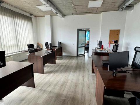 коммерческая по адресу Камʼянецька ул., 1а