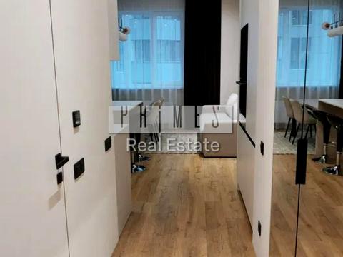 квартира за адресою Андрія Верхогляда вул. (Михайла Драгомирова), 14-А