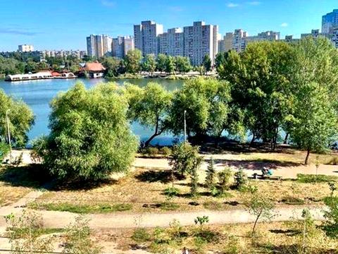квартира по адресу Драгоманова ул., 1-Є