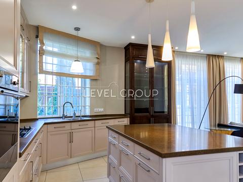 дом по адресу Киев, Смородиновая ул., 166