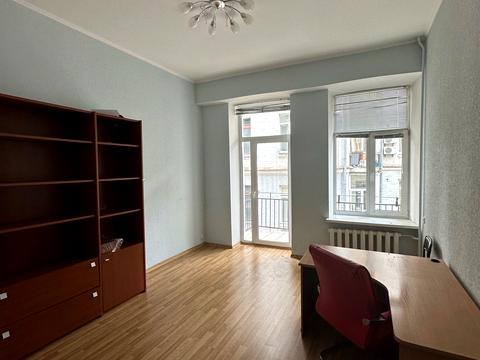 коммерческая по адресу Шота Руставели ул., 33-Б