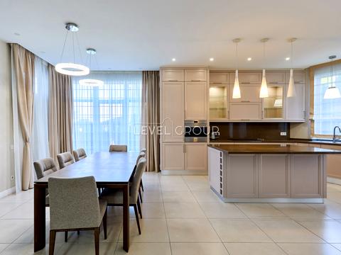 будинок за адресою Порічкова вул., 166