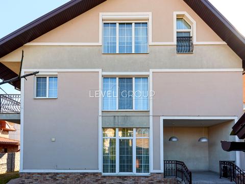 дом по адресу Киев, Смородиновая ул., 166