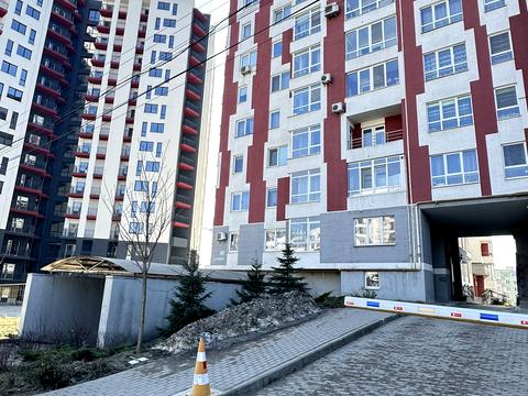 паркомісце за адресою Під Голоском вул., 17в