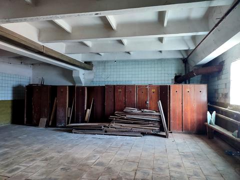 комерційна за адресою Промислова, 4