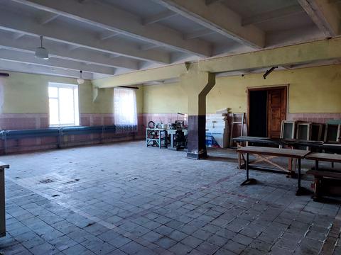 комерційна за адресою Промислова, 4