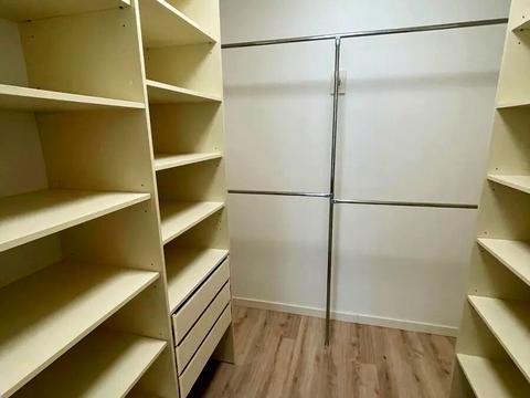 будинок за адресою Хвильового вул., 1