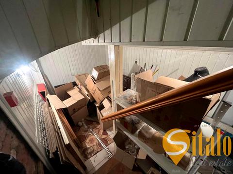 коммерческая по адресу В'ячеслава Чорновола, 25