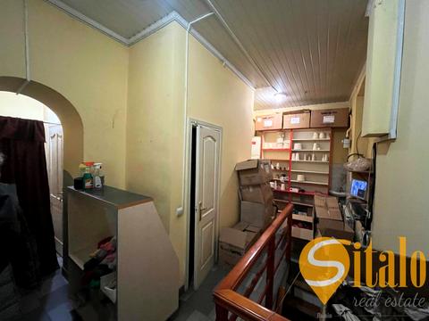 коммерческая по адресу В'ячеслава Чорновола, 25