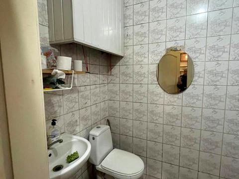 коммерческая по адресу В'ячеслава Чорновола, 25