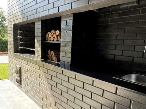 дом по адресу Садовая ул.