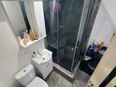 квартира за адресою Братів Горобців вул. (Дмитра Кедріна), 52-А