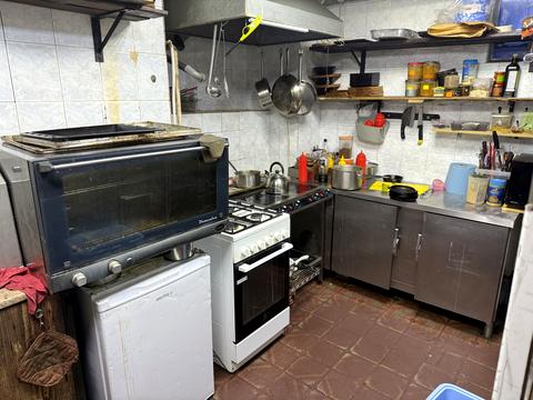 комерційна за адресою Володимирська вул., 69