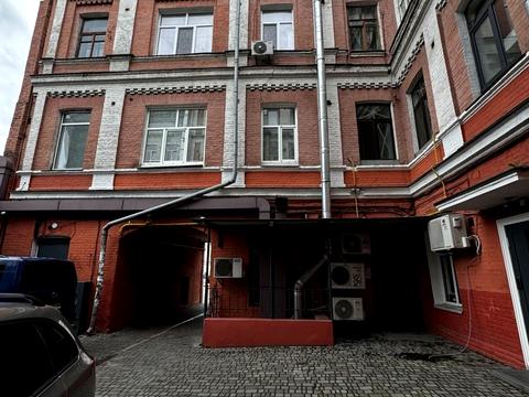 квартира за адресою Нижній Вал вул., 35