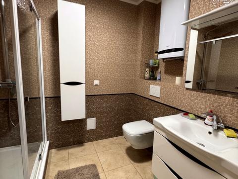 квартира за адресою Драгоманова вул., 2