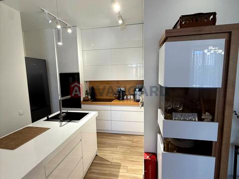 дом по адресу Володимира Великого