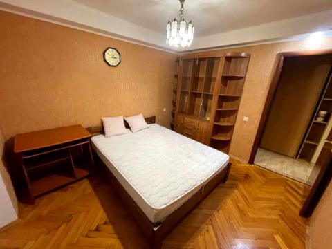 квартира за адресою Амвросія Бучми бульв., 6-Г