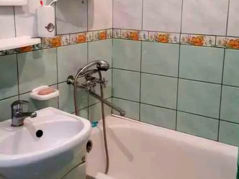 квартира за адресою Йорданська вул. (Лайоша Гавро), 18