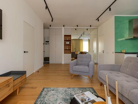 квартира за адресою Рейтарська вул., 21/13