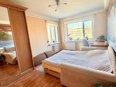 квартира за адресою Зодчих вул., 26