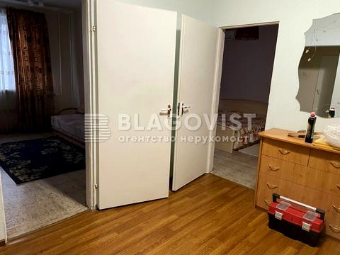 квартира по адресу Александра Мишуги ул., 3