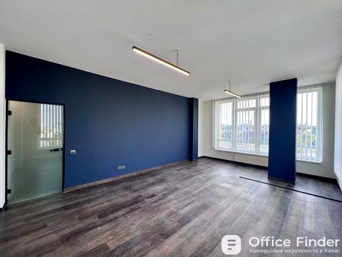 комерційна за адресою Жилянська вул., 68