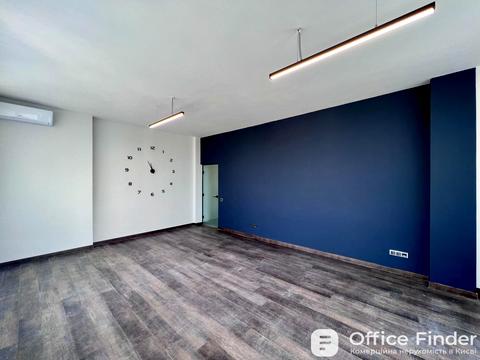 комерційна за адресою Жилянська вул., 68