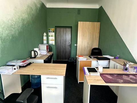 комерційна за адресою В'ячеслава Чорновола вул., 13