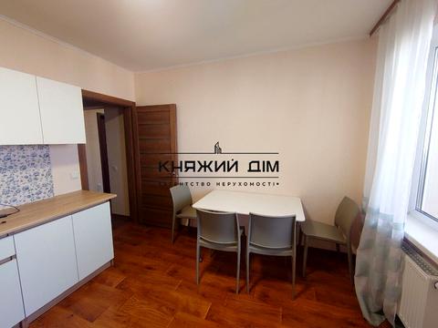 квартира по адресу Ревуцкого ул., 54-А