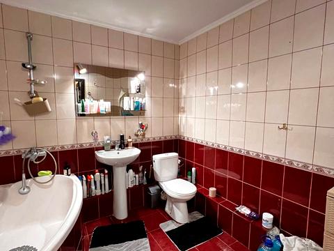 квартира за адресою Олени Теліги вул., 1