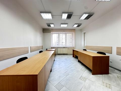 комерційна за адресою Левка Лук'яненка вул. (Маршала Тимошенка), 21к9