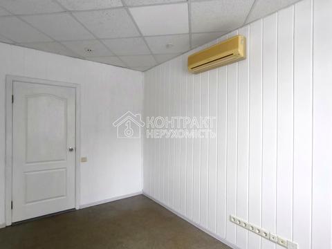 комерційна за адресою Ахсарова вул., 21