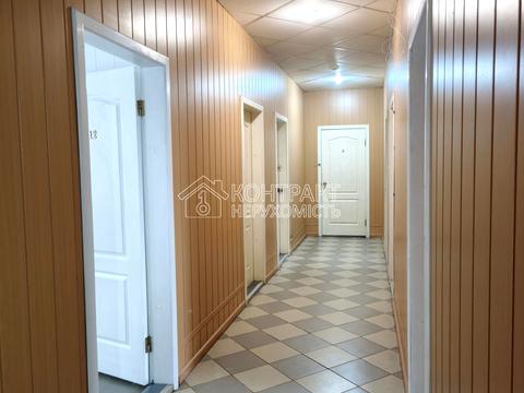 комерційна за адресою Ахсарова вул., 21