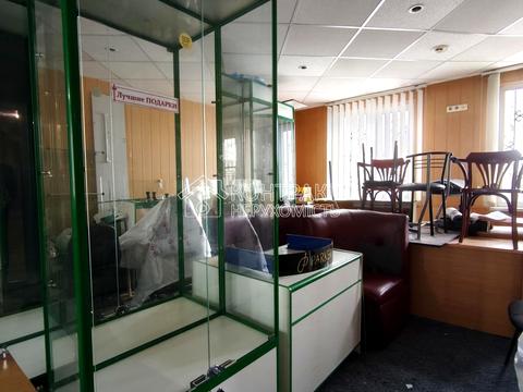 комерційна за адресою Ахсарова вул., 21