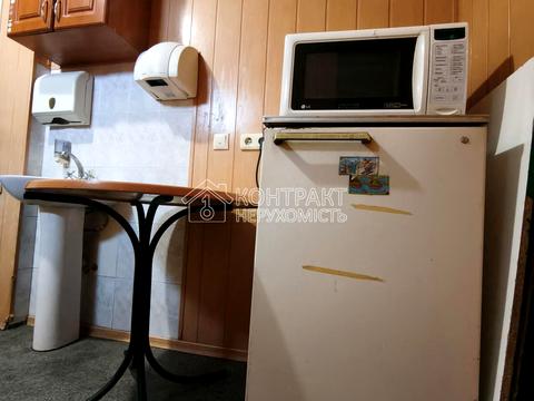 комерційна за адресою Ахсарова вул., 21