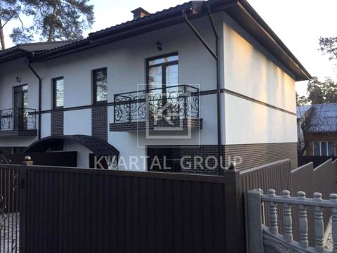 будинок за адресою Інститутська вул. (Артема), 43