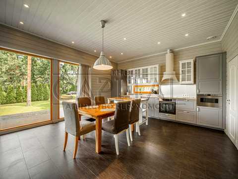 дом по адресу Старокиевская ул.
