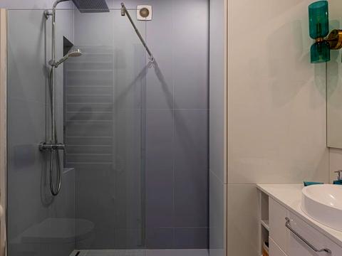 квартира за адресою Рейтарська вул., 21/13