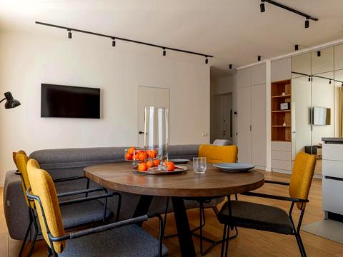 квартира за адресою Рейтарська вул., 21/13