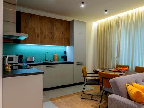 квартира за адресою Рейтарська вул., 21/13