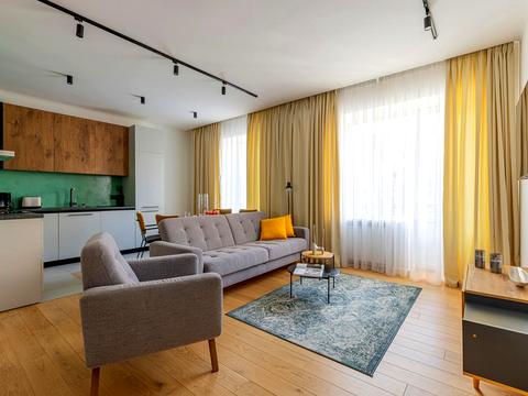 квартира за адресою Рейтарська вул., 21/13