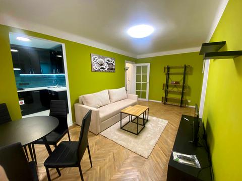 квартира за адресою Костянтинівська вул., 36