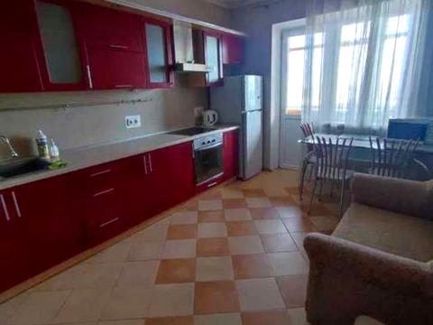 квартира за адресою Верховної Ради бульв., 14-Б